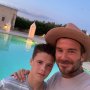 Ups, Foto David Beckham dan Courteney Cox di Hot Tub Tersebar