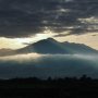 Tak Ada Peningkatan Aktivitas Vulkanik Gunung Salak, Tapi Waspadai Erupsi Freatik
