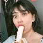 Vanessa Angel Kulum Pisang, Hotman Paris Dibuat Jantungan