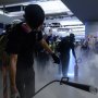 Orang Hong Kong Pertama yang Dihukum Larangan Memakai Topeng