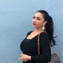 5 Foto Siva Aprilia Pakai Kaus Ketat, Dibanding Pacar CR7, Seksi Siapa?