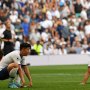 5 Berita Menarik Sepak Bola: Tottenham Keok, Timnas Diprotes Suporter