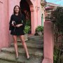 Payudara Terlalu Besar, Model Ini Sering Kehilangan Pekerjaan