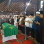 Jenazah Ibunda SBY Disemayamkan di Cikeas, Para Tokoh Berdoa Bersama