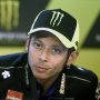 Rumitnya Proses Kepindahan Valentino Rossi ke Petronas Yamaha SRT