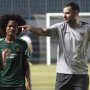 Permintaan Khusus PSSI Usai Resmi Pertahankan Simon McMenemy