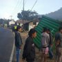Truk Kontainer Mundur Tabrak Rumah Warga, Tiga Orang Terluka