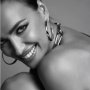 Waduh, Irina Shayk Tampil Telanjang di Kampanye Terbaru Calvin Klein