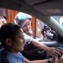 Cerita Sandiaga Dicegat Emak-Emak Naik Motor Saat ke Bandara: Ampun!