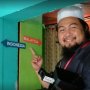 Unik! Lokasi Rumah Ini di Garis Batas Malaysia - Indonesia