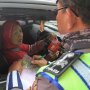 Anies Optimis Ganjil Genap Bisa Bikin Warga Naik Angkutan Umum