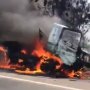 Tol Cipularang Kembali Membara, 1 Kontainer Terbakar 3 Mobil Kecil Ringsek