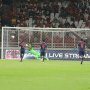 Penalti Theerathon Bunmathan Tambah Penderitaan Indonesia