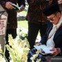 Ode BJ Habibie, Kau Tahu Sayang? Rasanya seperti Angin yang Mendadak Hilang