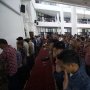 Civitas Akademika UMM Salat Gaib di Masjid yang Diresmikan Almarhum Habibie