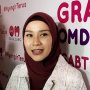 Makam BJ Habibie Jadi Tempat Selfie Warga, Ini Komentar Zaskia Adya Mecca