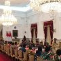 Hadapi Resesi Ekonomi Dunia, Jokowi Minta Masukan Pelaku Industri Tekstil