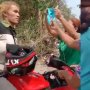 Viral Video Rentenir Maling Celana Dalam, Diamuk Emak-emak
