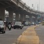 Penampakan Trotoar di Tengah Jalan Kalimalang