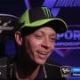 Jago Balapan, Valentino Rossi Kikuk saat Memainkan Dirinya di Game MotoGP