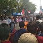 Aksi di Banten, Mahasiswa Blokade Jalan dan Bakar Ban