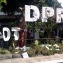 Ricuh Unjuk Rasa Mahasiswa di Solo, Sejumlah Fasilitas Gedung DPRD Rusak