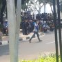 7 Tuntutan Mahasiswa dan Elemen Dalam Aksi di Gedung DPR RI
