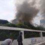 Update Aksi STM Melawan: Satu Rumah di Kawasan Flyover Slipi Terbakar