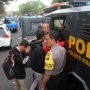 Ingin Ikutan Demo, Pelajar STM Diangkut Polisi Pakai Kendaraan Lapis Baja