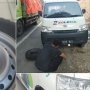 Lewat Proyek Tol Japek, Pemobil Apes Kena Material Batu