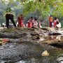 Napak Tilas di Ciliwung, Pelajar Depok Ramai-ramai Bersihkan Sungai Purba