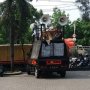 Hendak Ikut Demo di DPR, Mobil Komando KASBI Sempat Ditahan
