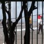 Diserang di Tol Dalam Kota, Polisi Tembaki Demonstran dengan Gas Air Mata