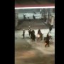 Beredar Video Anak STM Dikeroyok Aparat di SPBU, Warganet: Pengecut