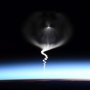 Melesat ke Luar Orbit Bumi, Astronot Ini Unggah Foto Menakjubkan!