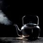 Hanya Dipakai Masak Air, Penampakan Cerek Ini Bikin Bingung