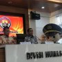 Edit Video Yel-yel TNI Macan jadi Kucing, Tiga Orang Dibekuk