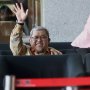 Ekspresi Mantan Gubernur Jawa Barat Ahmad Heryawan saat Diperiksa KPK