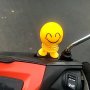 Diterpa Angin Kencang, Goyangan Boneka Emoji di Motor Ini Bikin Salah Fokus