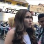 Ultah, Ibunda Minta Ayu Ting Ting Segera Menikah