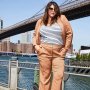 Keren, Fashion Influencer Ini Jago Meniru Gaya Seleb Dunia