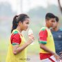 Pamer Potret Liburan, Bek Timnas Wanita Indonesia Bikin Warganet Salfok