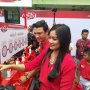Mandi Berdua, Intip Momen Liburan Titi Kamal dan Christian Sugiono