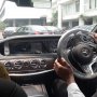 Jajal Naiki Mobil Mercedes Benz S 450 L untuk Tamu Negara
