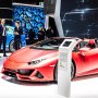 Best 5 Oto: Tukar Cincin Rasa Lamborghini Huracan, Triumph Siap Luncurkan Motor James Bond