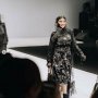 Bawakan Koleksi Barli Asmara di JFW 2020, Meldi Jadi Sasaran Bully Netizen