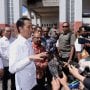 Bertemu Jokowi, Pengungsi Gempa Ambon Minta Bantuan Terpal Baru
