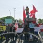 Aksi Cabut RUU di Surabaya, Massa Tuntut Keterbukaan Informasi di Papua