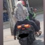 Dapat Ojol Naik Motor Mahal, Warganet Iba Lihat Penumpangnya