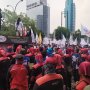Buruh Tuntut Libur Selama Wabah Corona, Tapi Minta Tetap Digaji Perusahaan